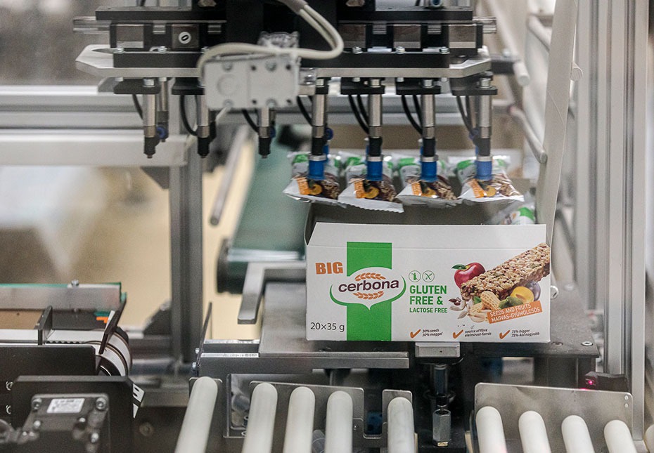 New slices of new times: we have modernized our slice line and modernized our packaging machine.
We have entered the market with our custom-developed oatmeal slices as well as our gluten- and lactose-free muesli slices and muesli.